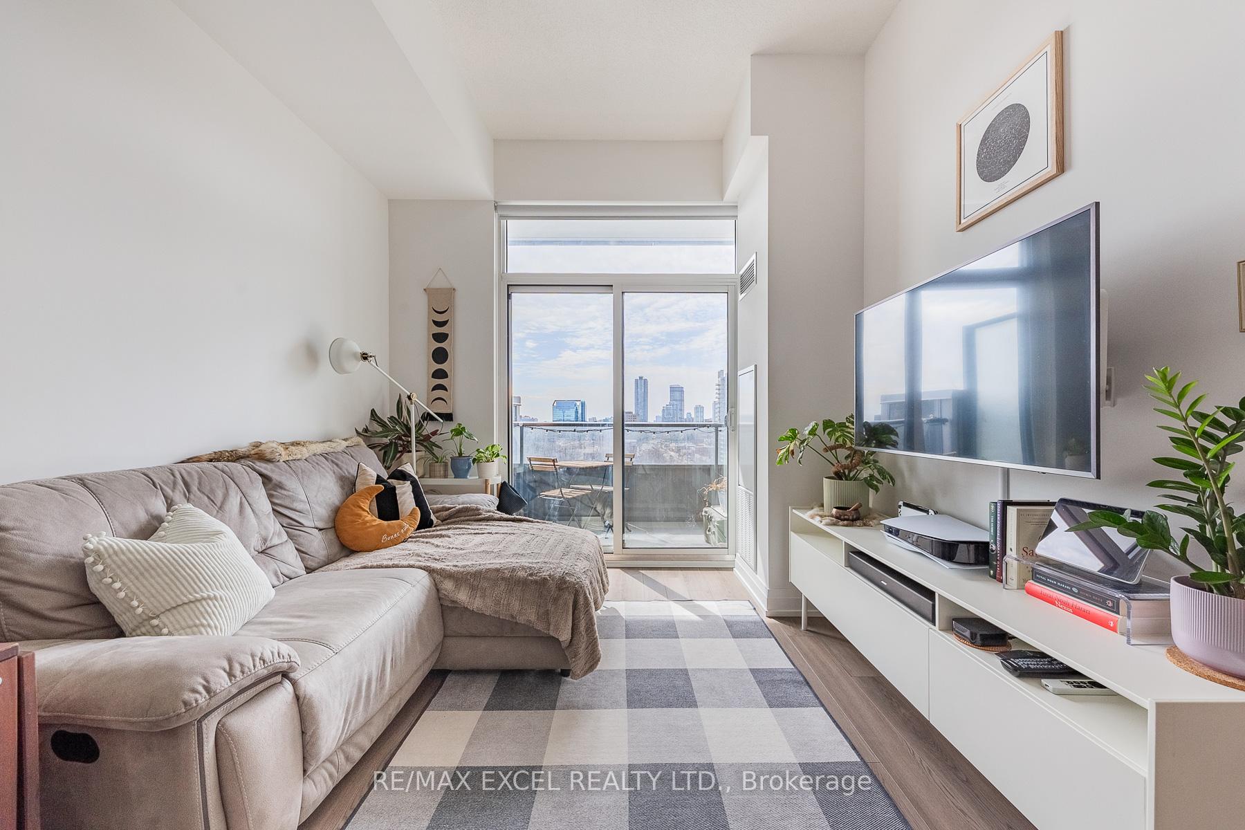 2 Bedrooms Condo at 3121 Sheppard Avenue, Toronto For sale