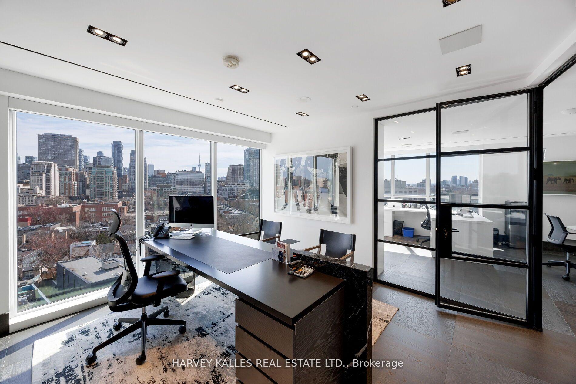 4 Bedrooms Condo at 181 Davenport, Toronto For sale