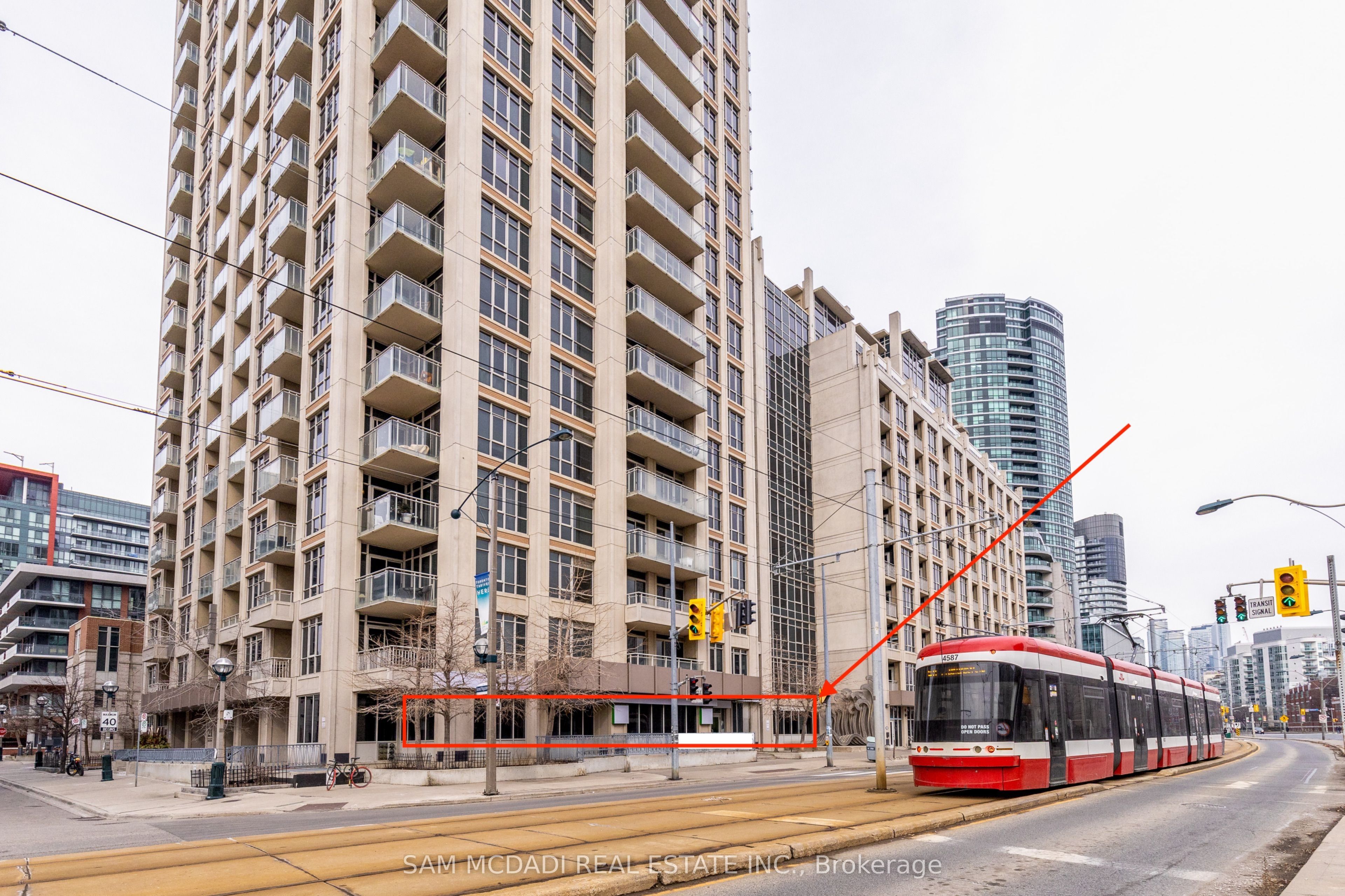 614 Fleet Street, #109
