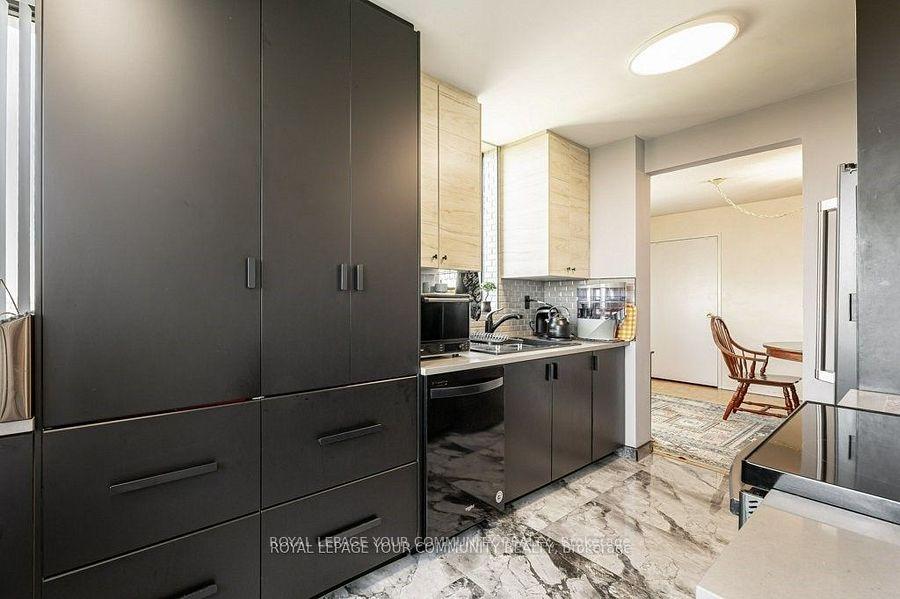 4 Bedrooms Condo at 133 Torresdale, Toronto For sale