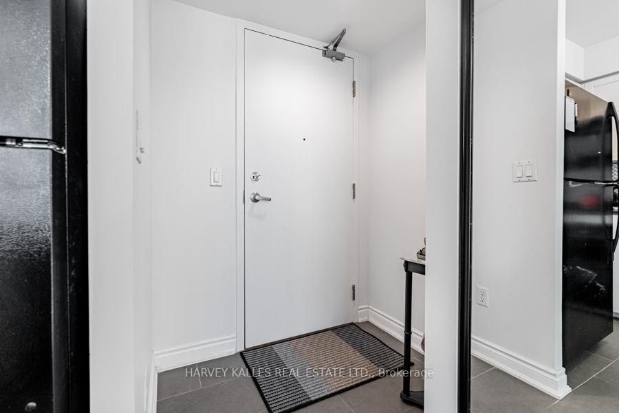 311 Richmond Street E 609
