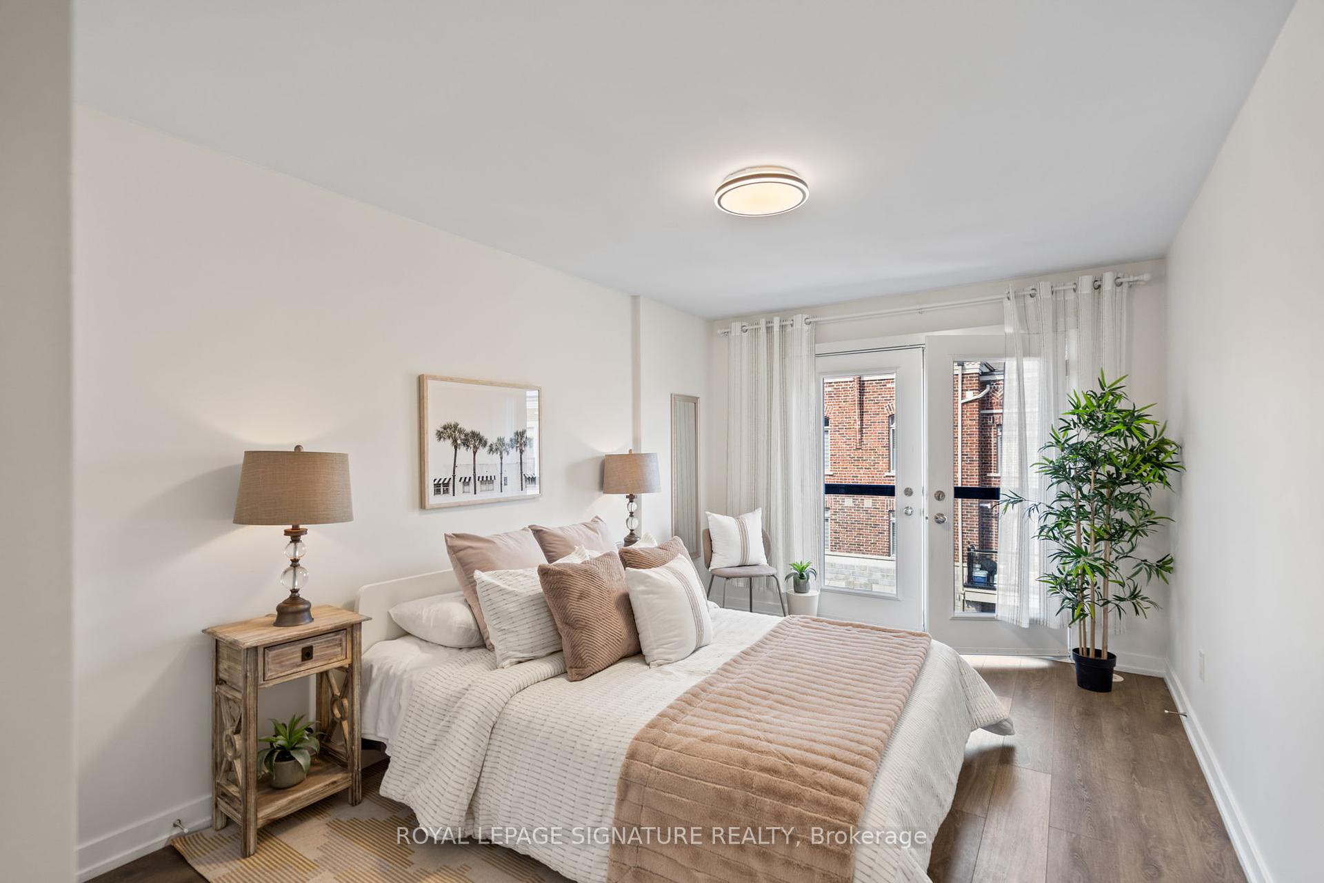 2 Bedrooms Condo at 60 Parrotta, Toronto For sale