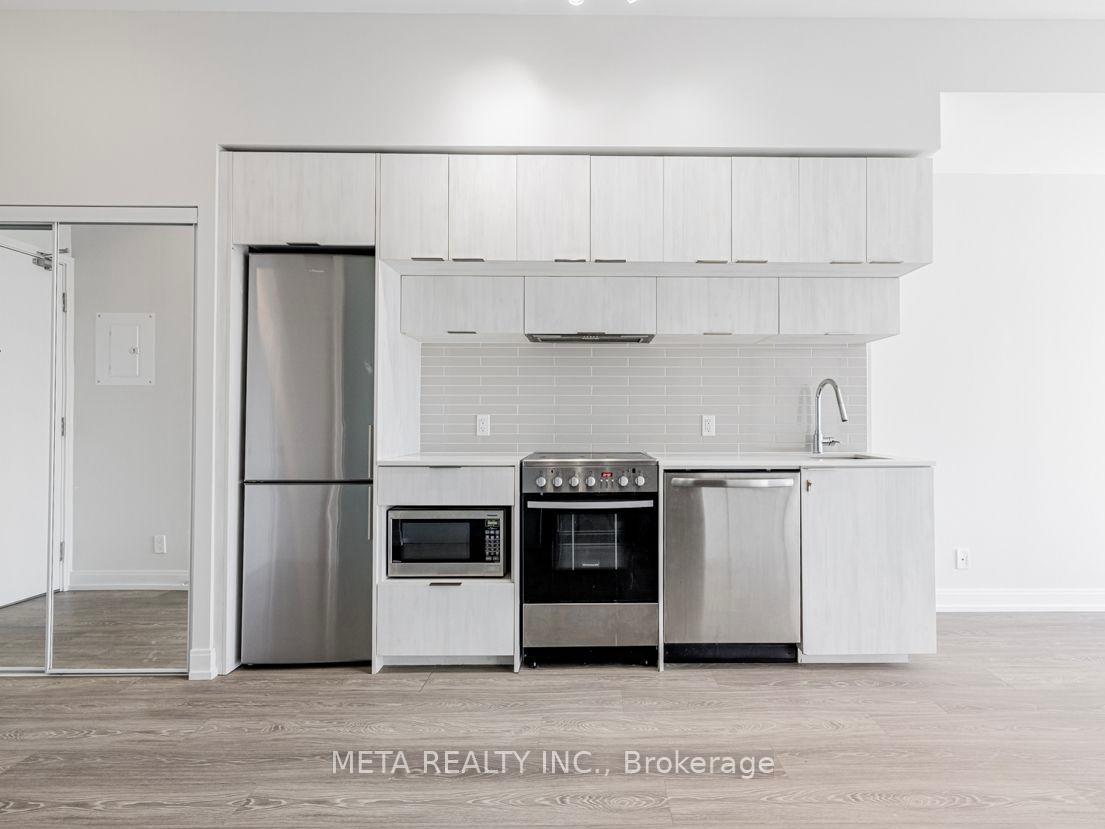 2 Bedrooms Condo at 181 Dundas, Toronto For sale