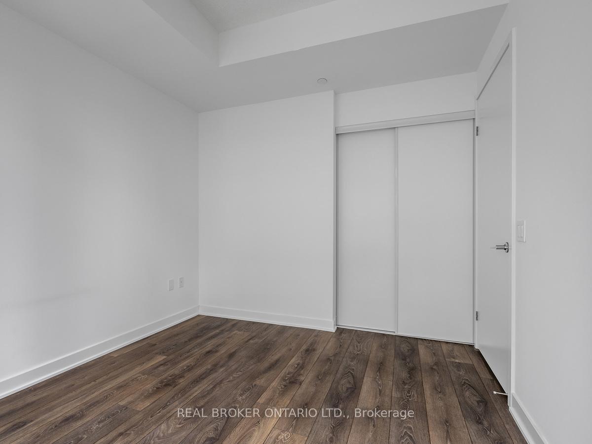 1 Bedroom Condo at 125 Blue Jays, Toronto For sale