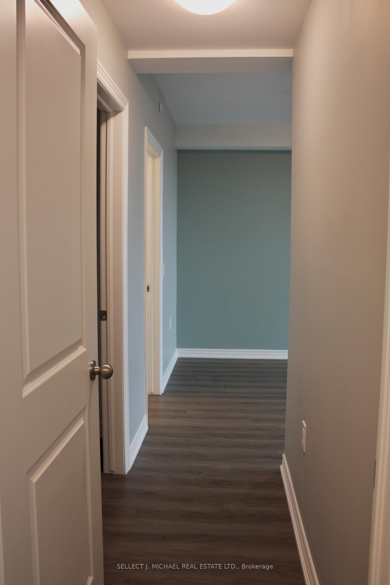 2 Bedrooms Condo at 2750 King,  Hamilton For sale