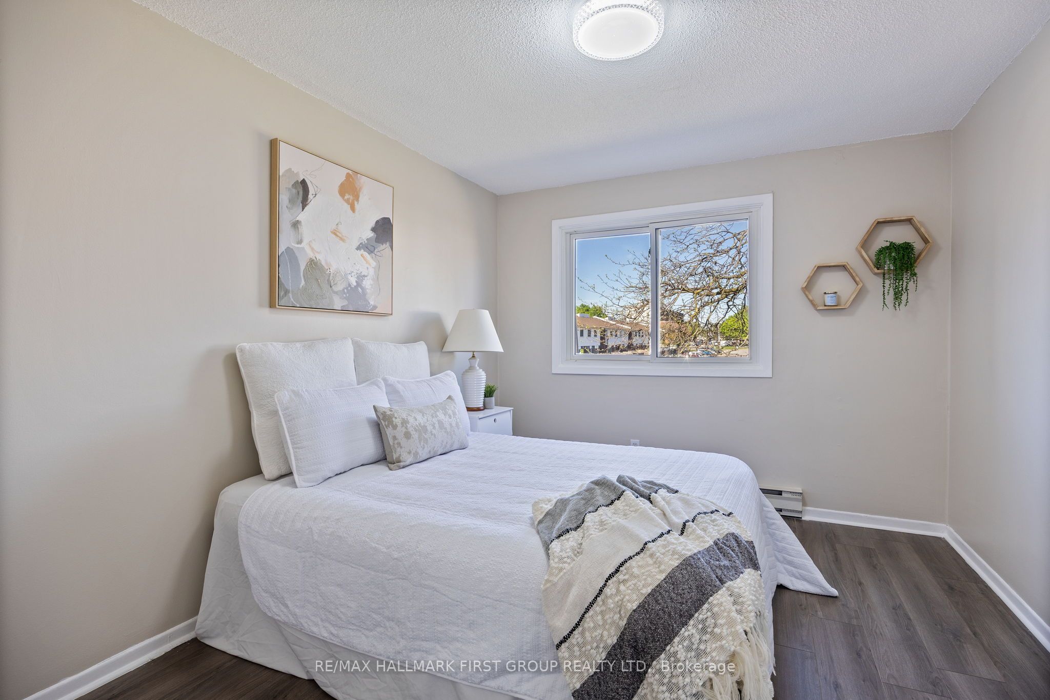 1010 Glen Street, #44