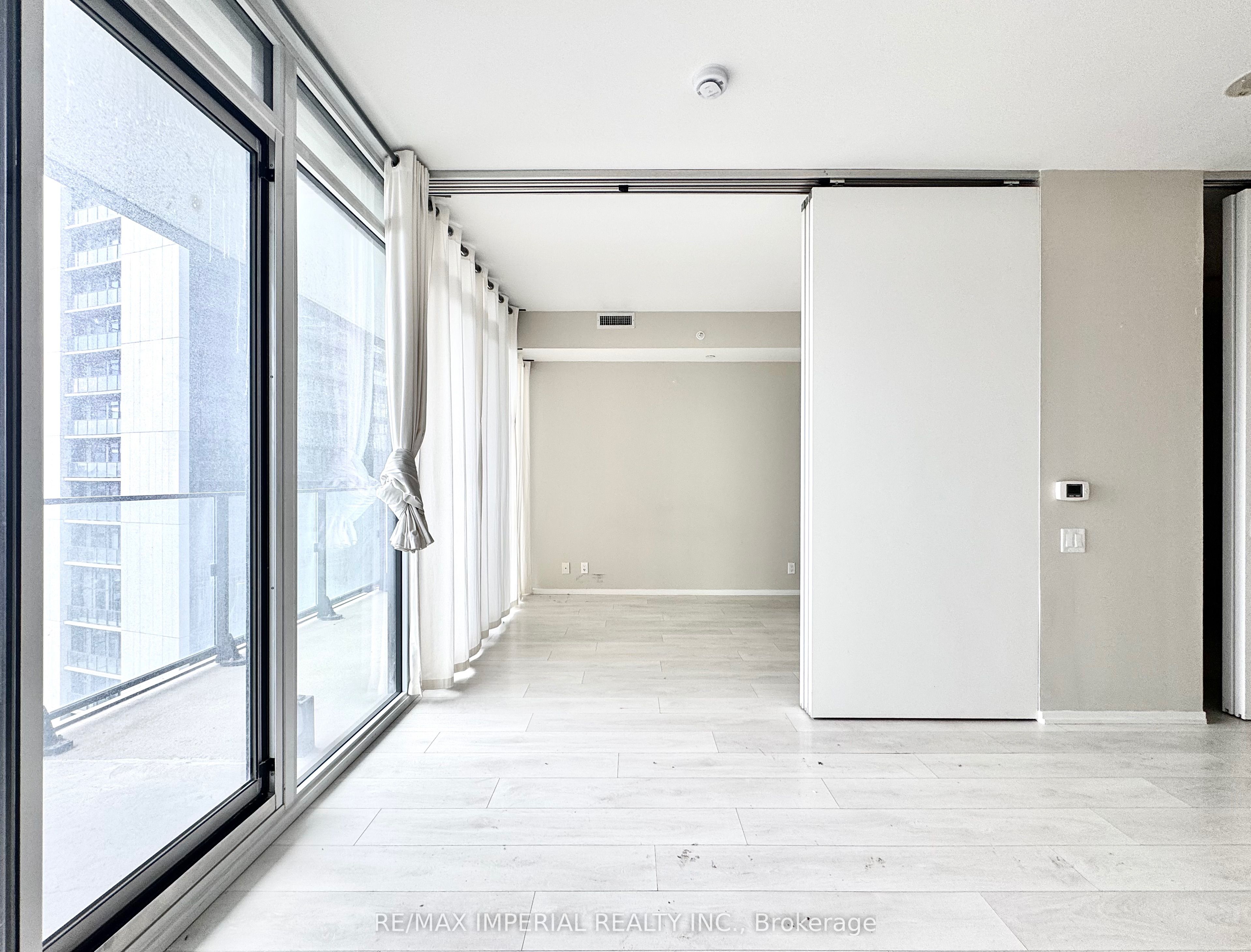 125 Peter Street, #1203