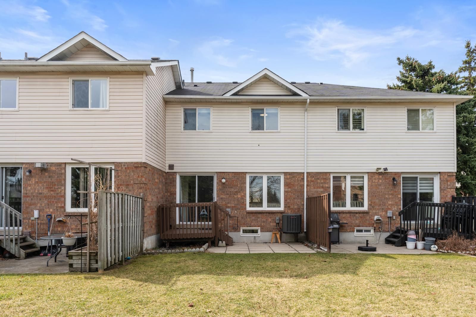 1484 Torrington Drive 79