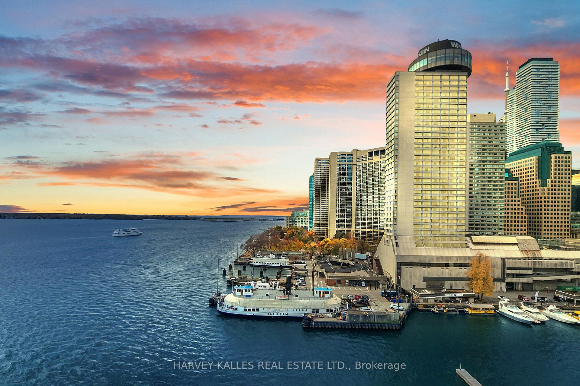 29 Queens Quay N/A E 1006