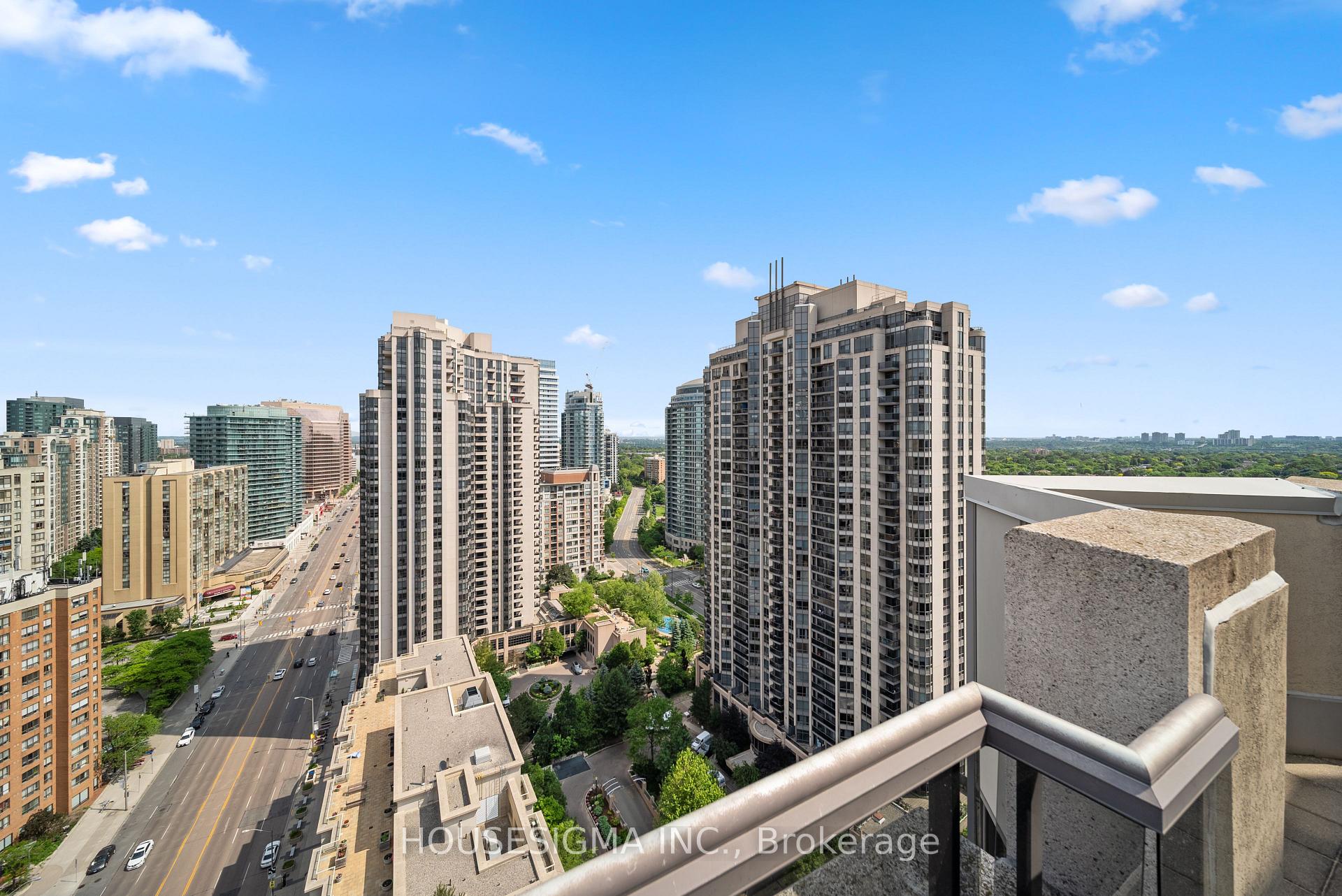 3 Bedrooms Condo at 5 Northtown, Toronto For sale