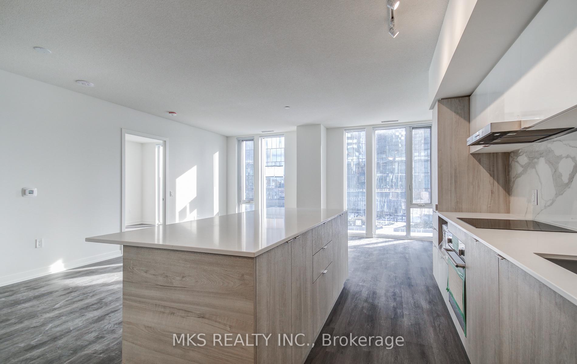 3 Bedrooms Condo at 138 Downes,  Toronto For sale