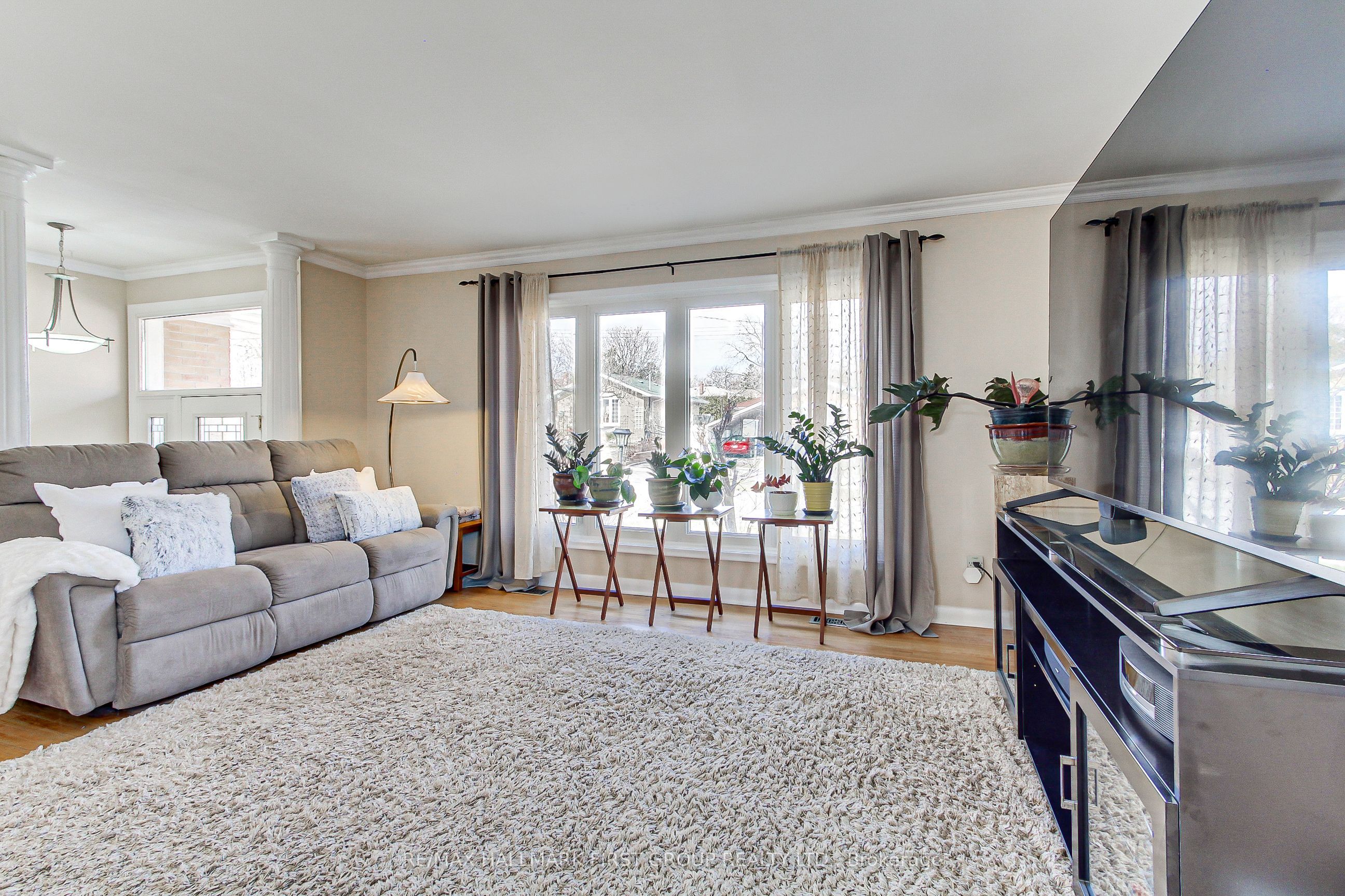 49 Kilbride Road, Toronto, ON M1J 1X6