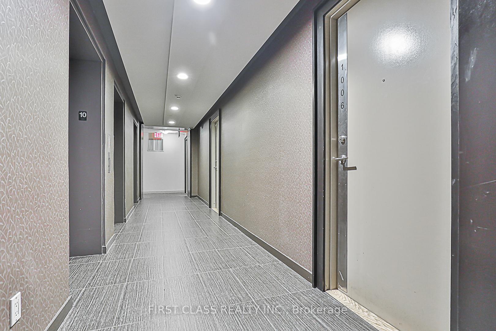 1 Bedroom Condo at 70 Town Centre, Toronto For sale