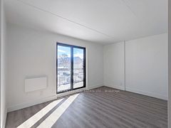601 Dundas Street E 209