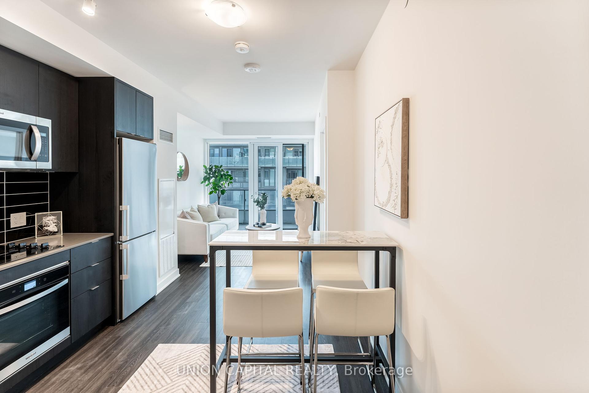 2 Bedrooms Condo at 70 Princess, Toronto For sale