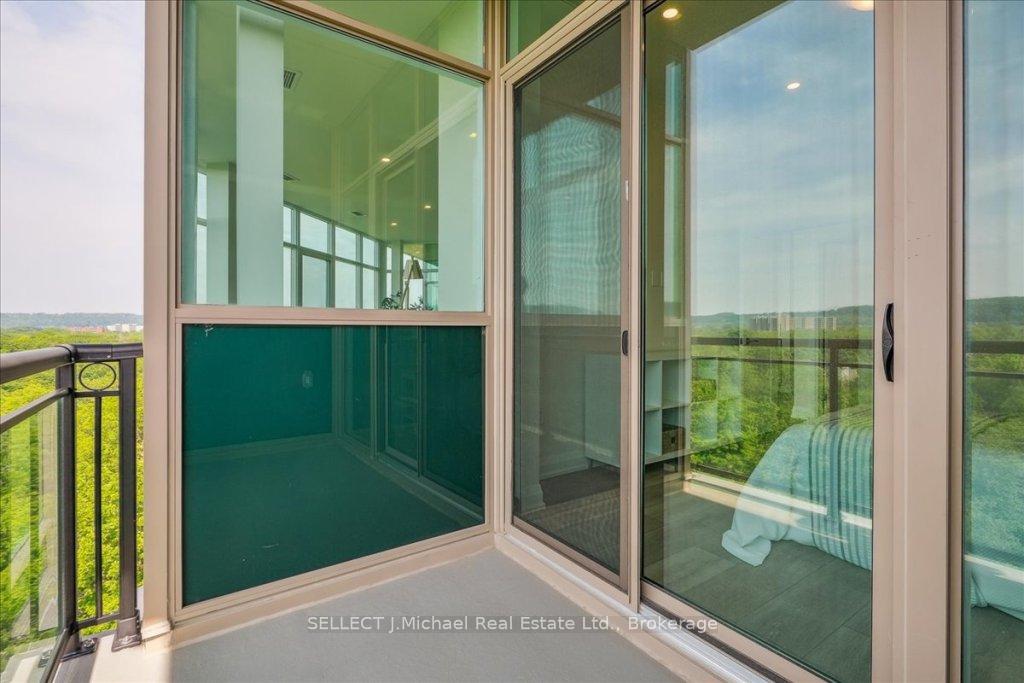 2 Bedrooms Condo at 2750 KING,  Hamilton For sale