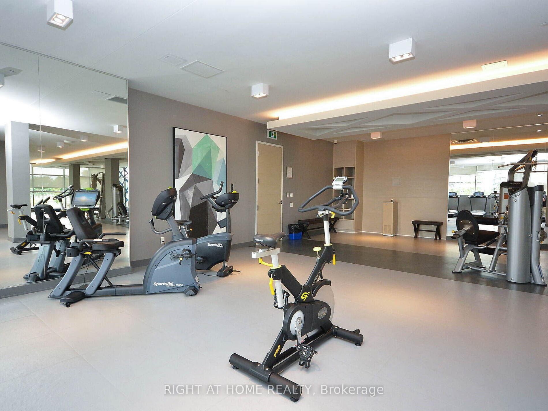 3 Bedrooms Condo at 4655 Glen Erin, Mississauga For sale