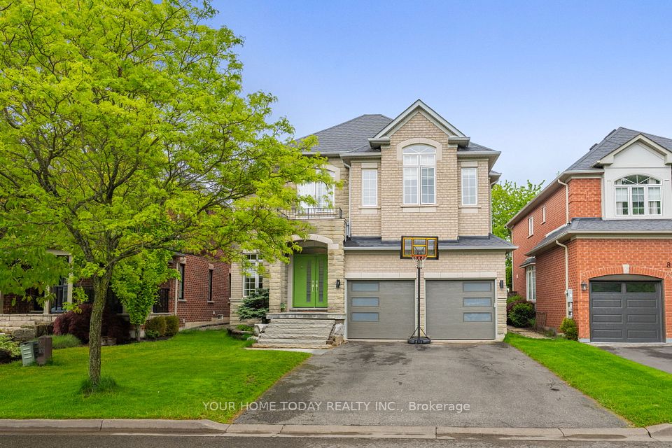 6 Stonebrook Crescent