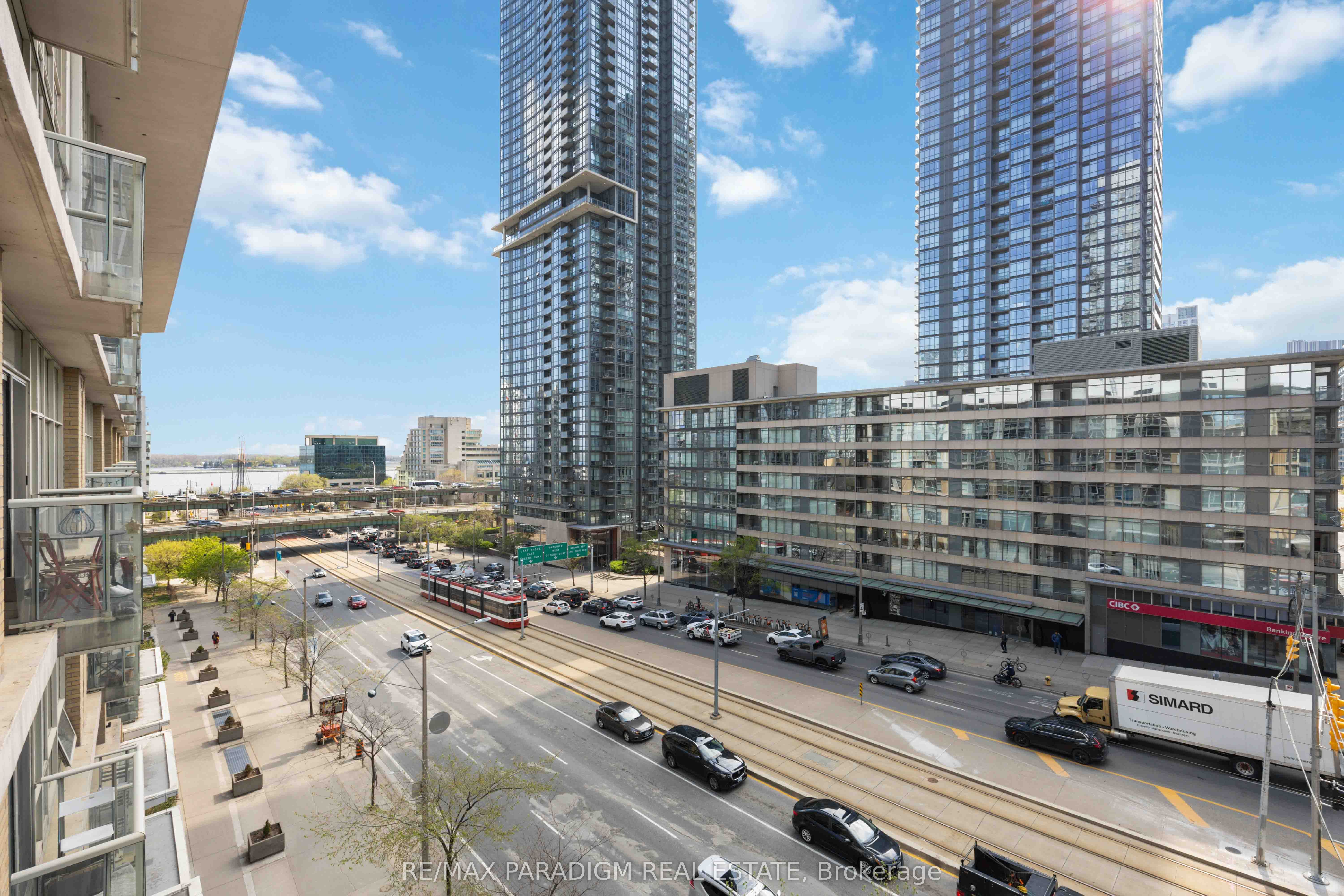 9 Spadina Avenue, #611