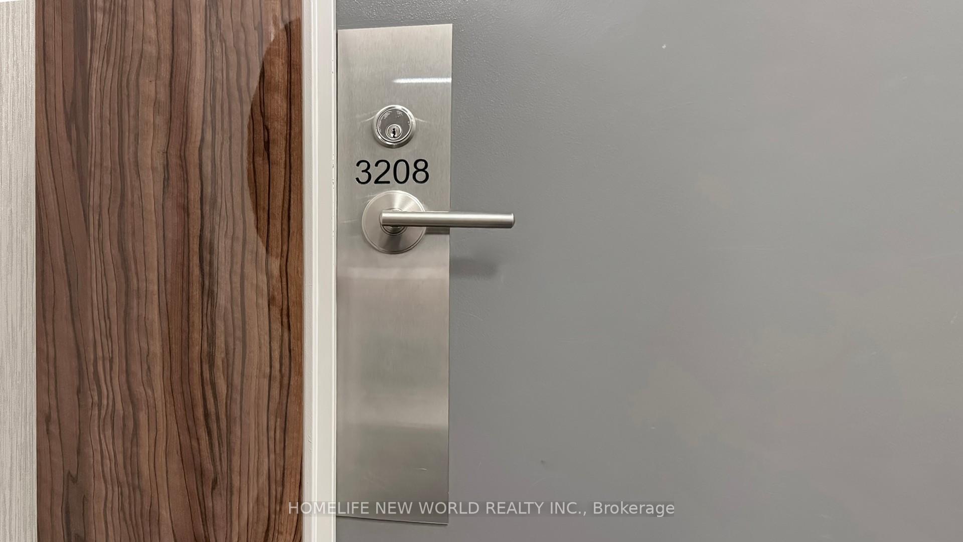 3 Bedrooms Condo at 32 Forest Manor, Toronto For sale