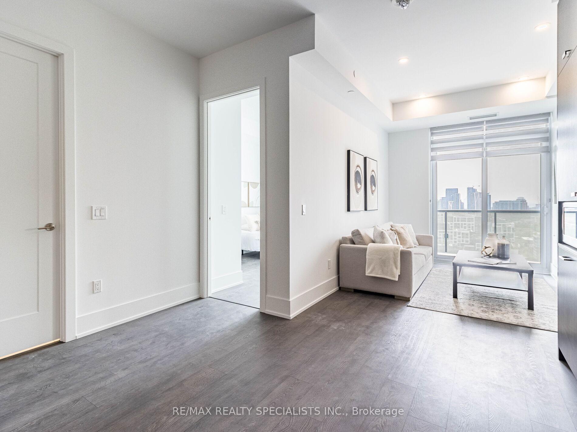 3 Bedrooms Condo at 480 Front,  Toronto For sale
