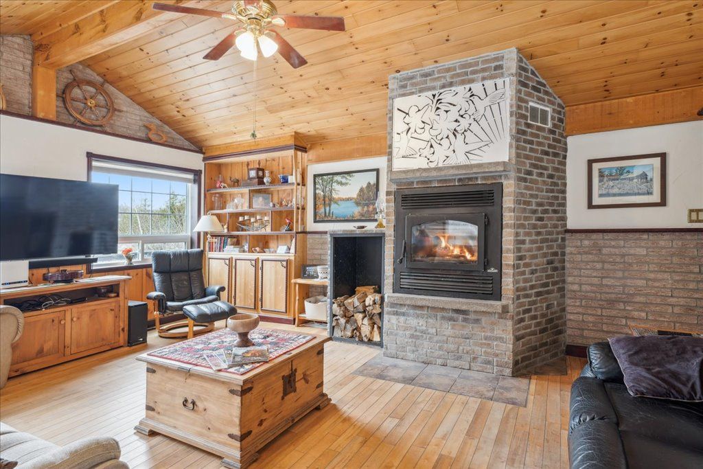 16A Hayhoe Road