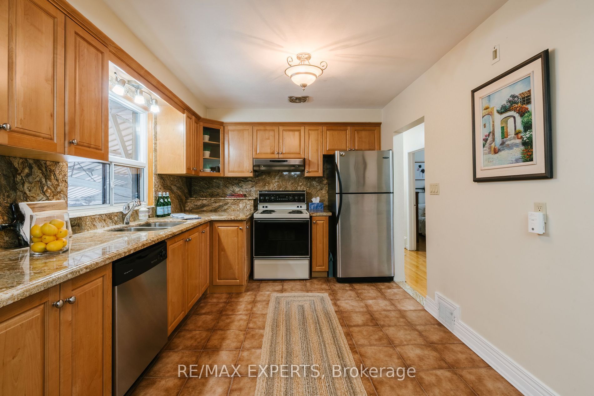 1 Creston Road