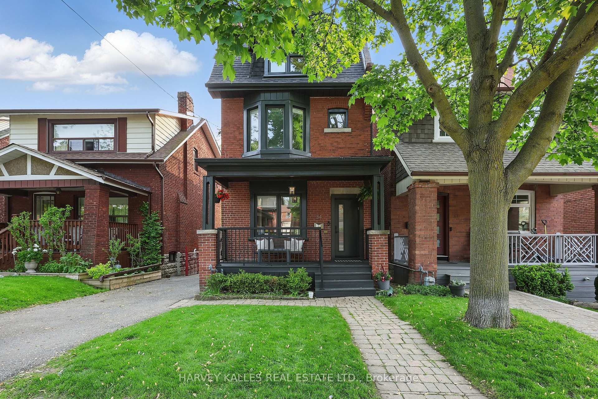 34 Winnett Avenue