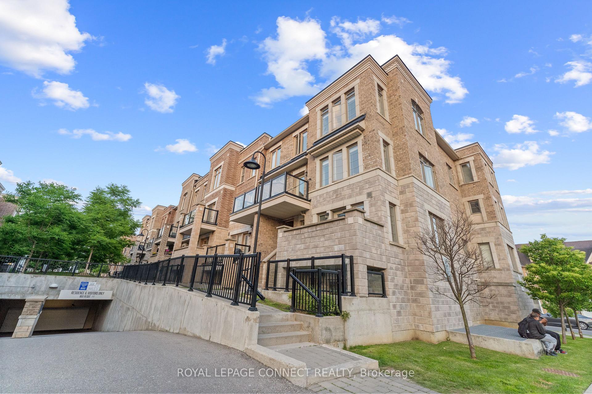 2 Bedrooms Condo at 80 Parrotta, Toronto For sale
