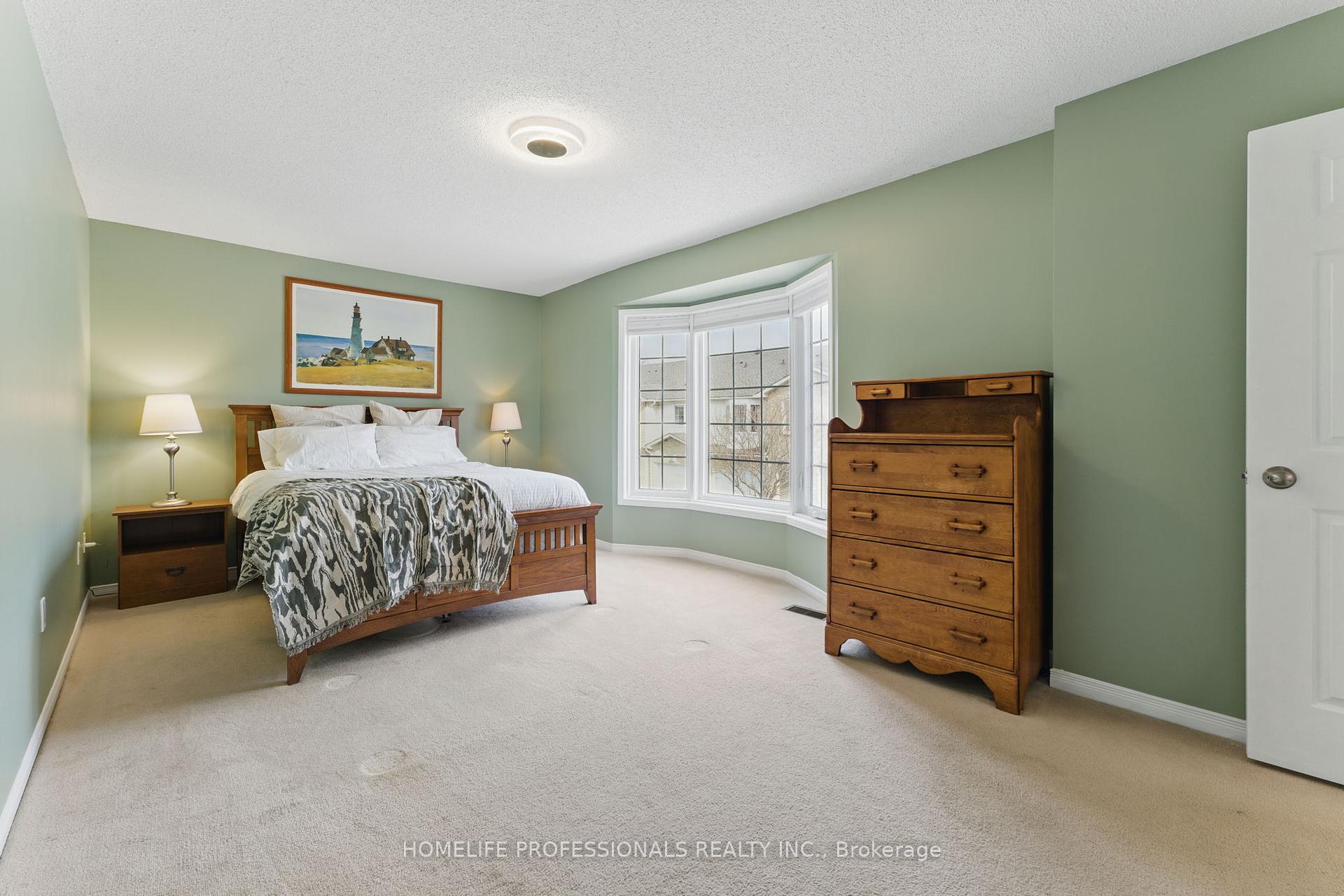 3 Bedrooms Condo at 485 Green,  Hamilton For sale