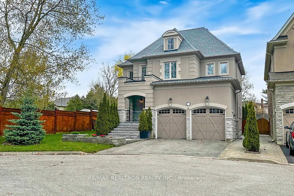 571 Maitland
