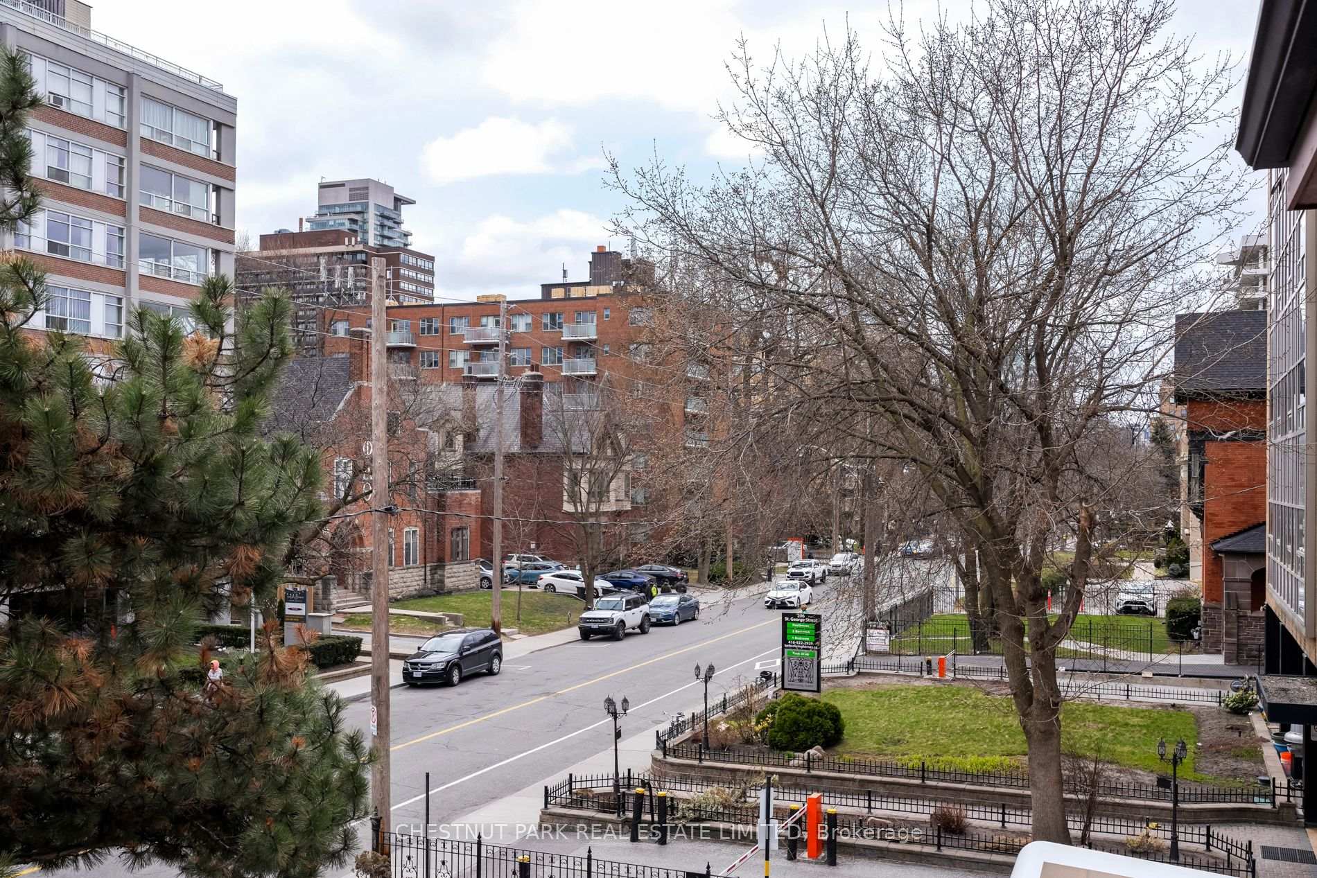 1 Bedroom Condo at 212 St. George,  Toronto For sale