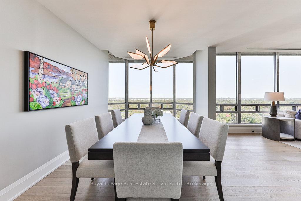 2 Bedrooms Condo at 2170 Marine, Oakville For sale