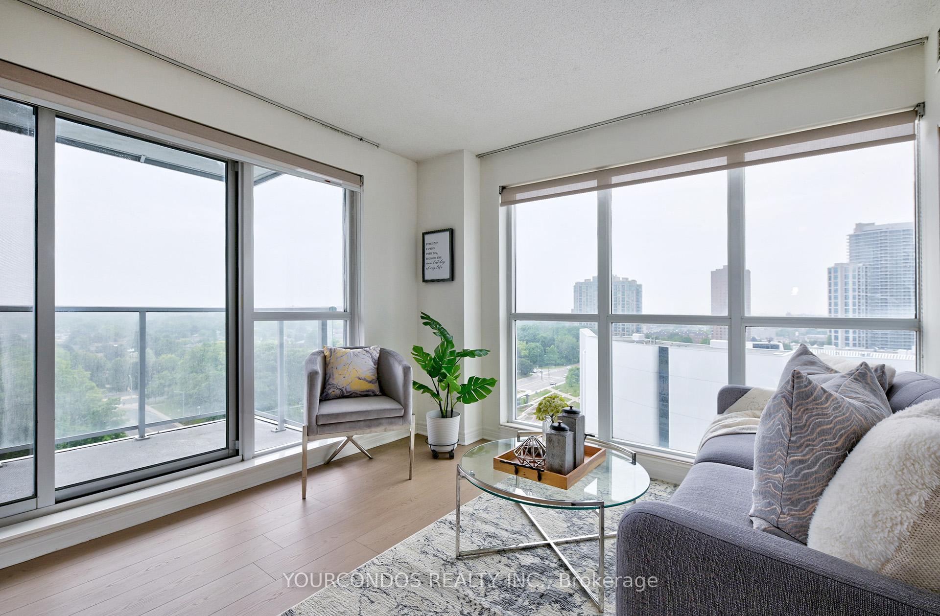 2 Bedrooms Condo at 60 Town Centre, Toronto For sale