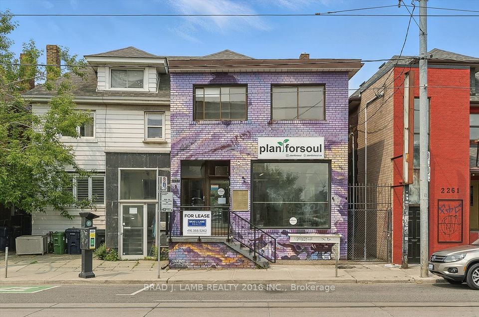 2257 Dundas