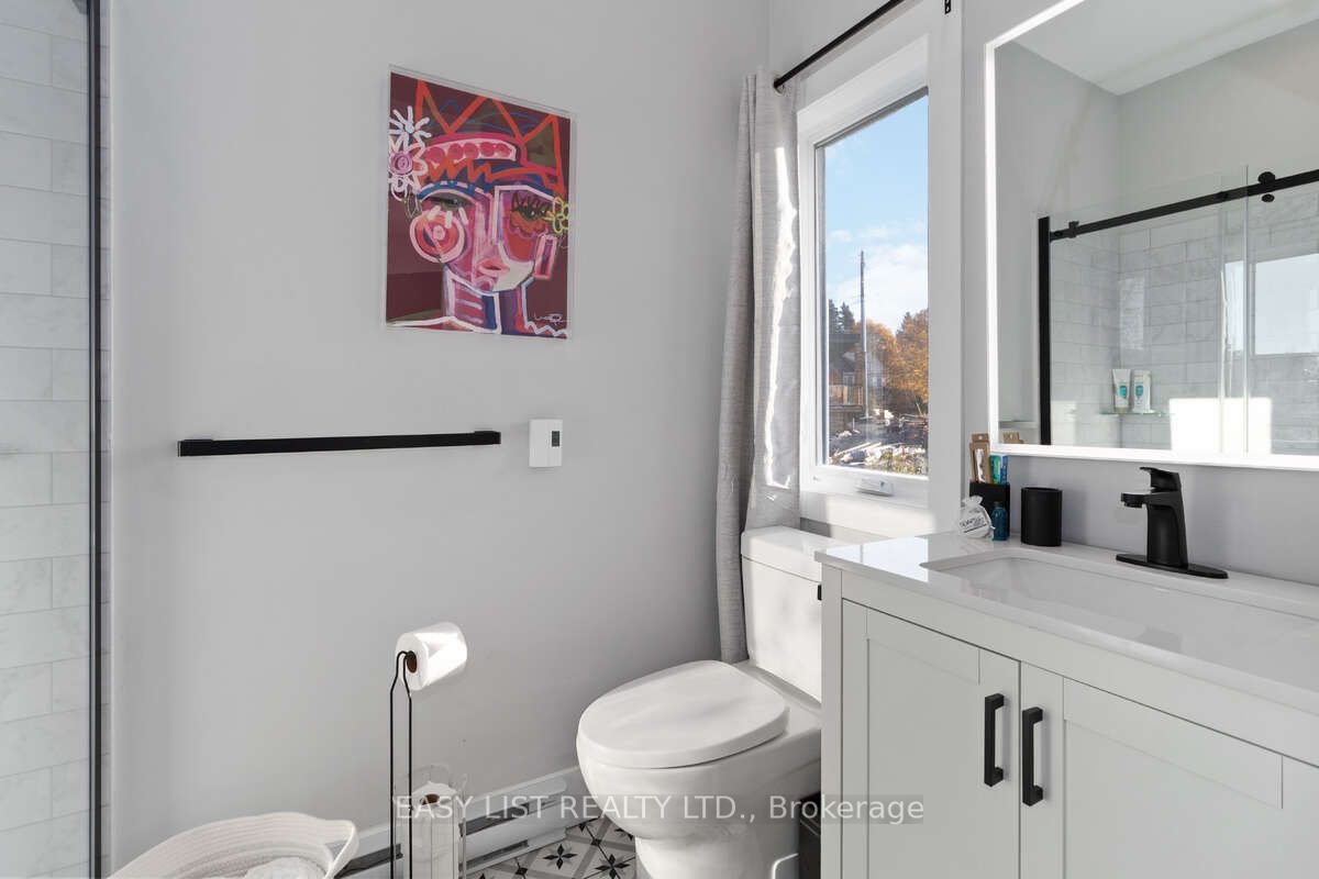 693 Mason Beach Road, #3