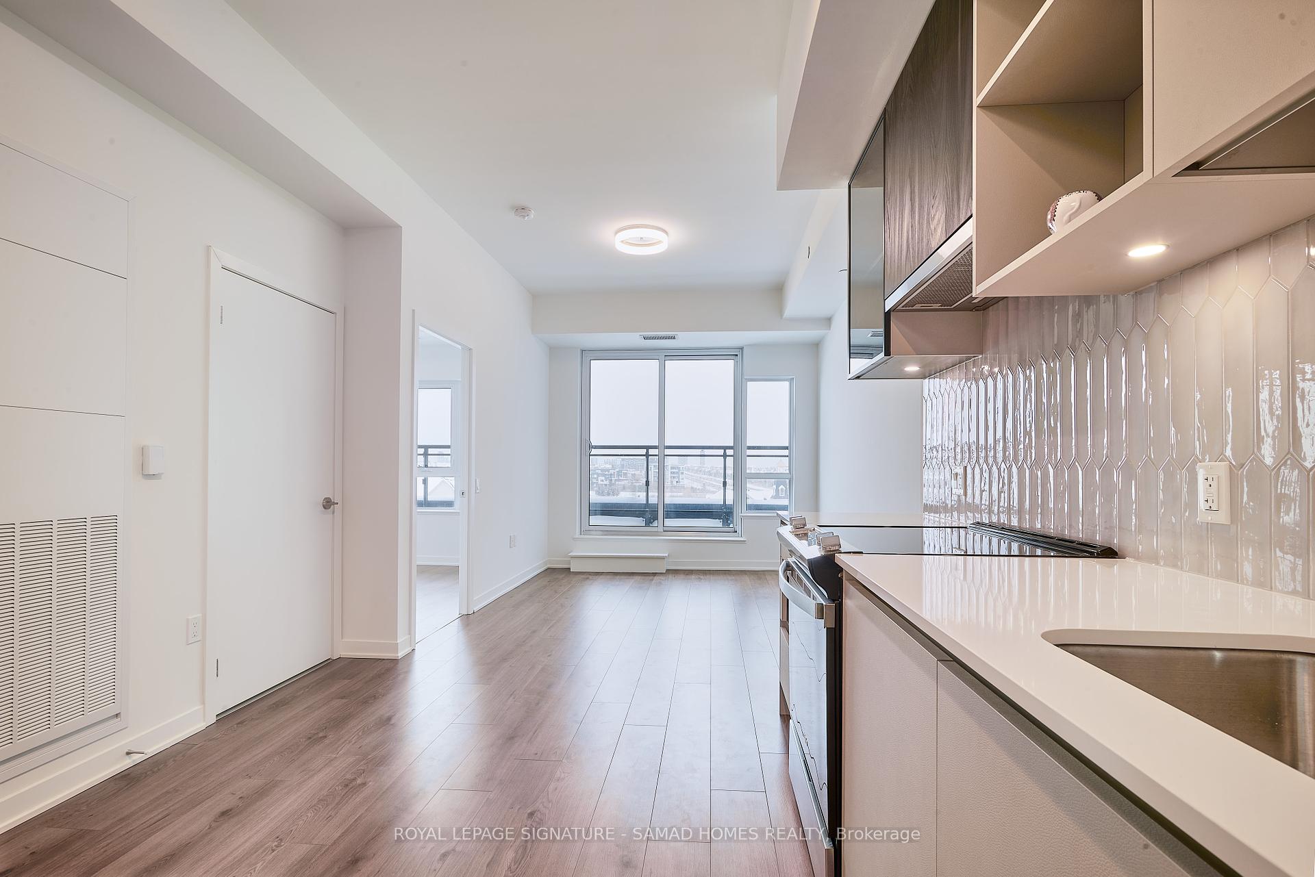 1 Bedroom Condo at 395 Dundas,  Oakville For sale