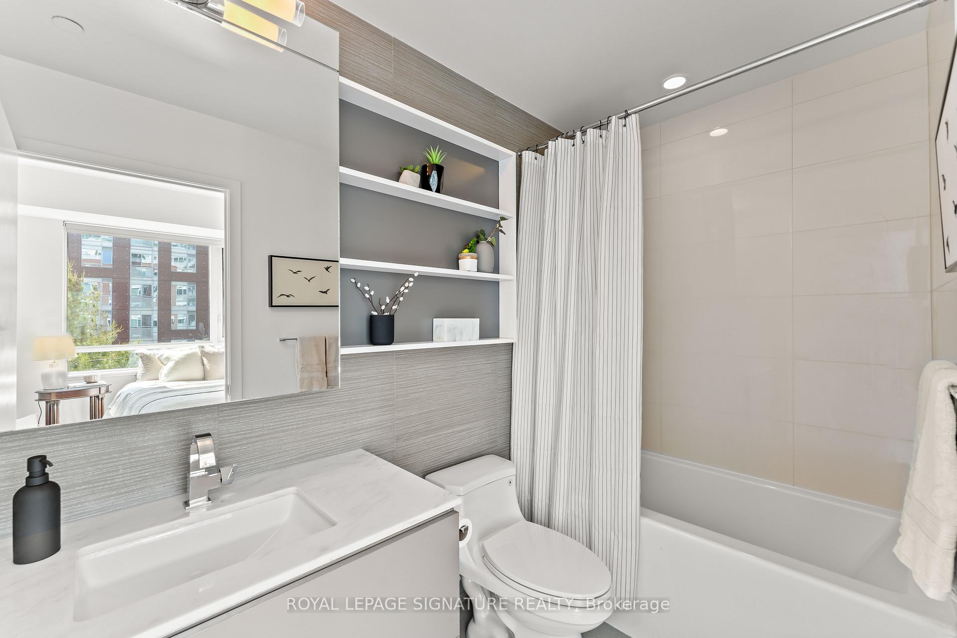 2 Bedrooms Condo at 1830 Bloor, Toronto For sale