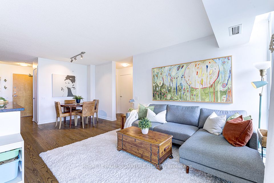 77 Lombard