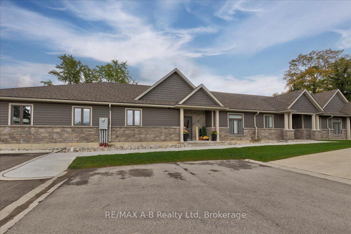 #Unit 4 - 43 Upper Thames Lane, West Perth, ON N0K 1N0