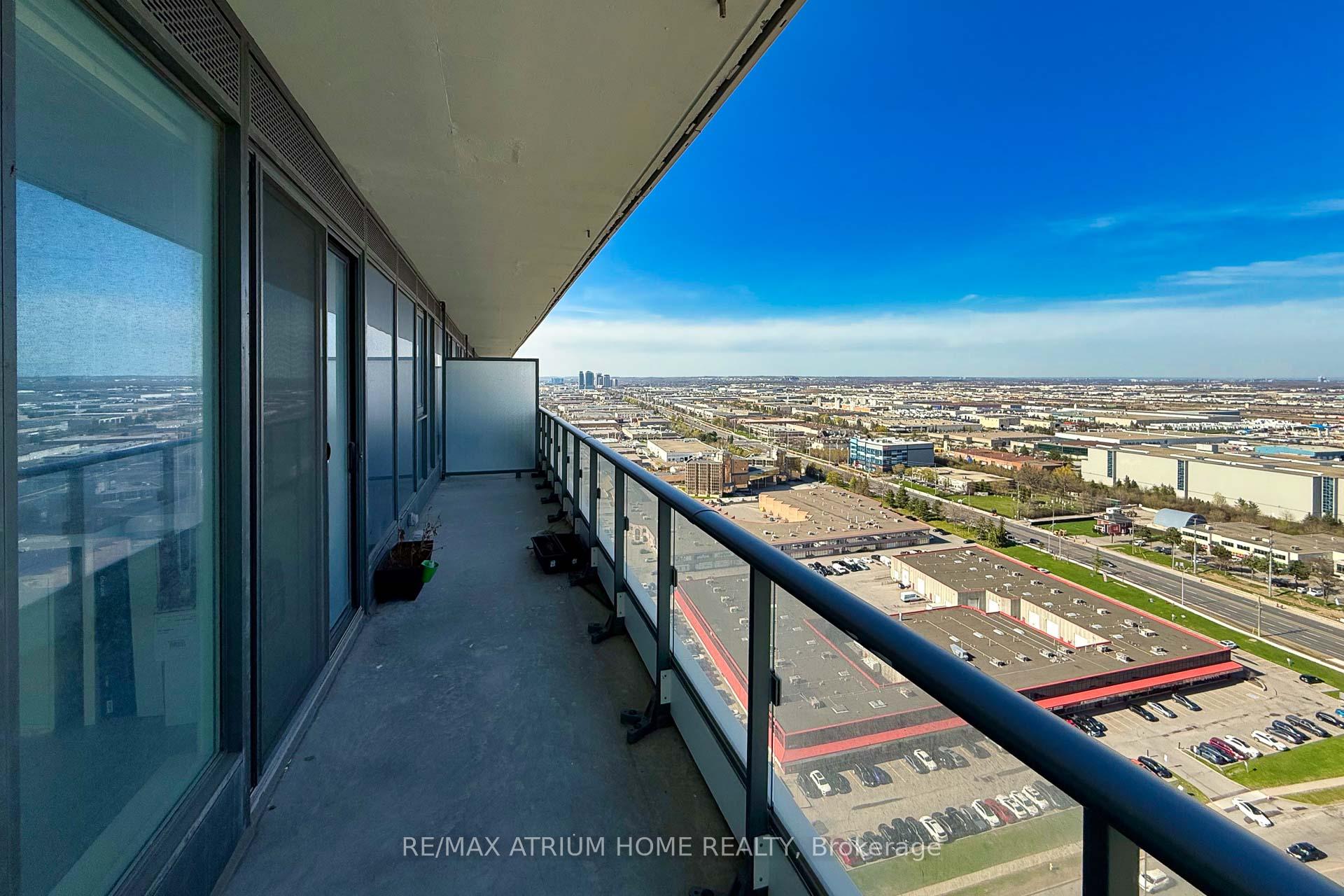 2 Bedrooms Condo at 950 Portage,  Vaughan For sale