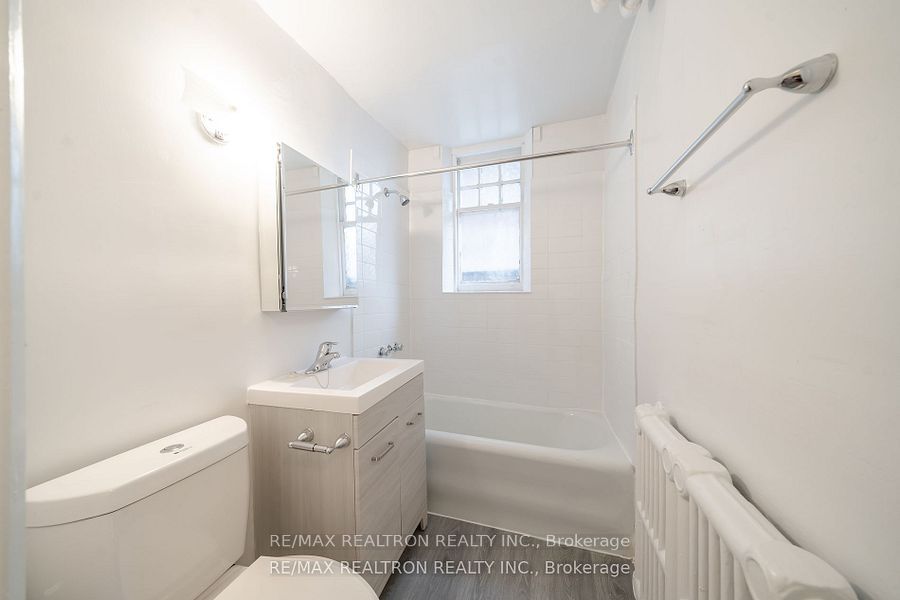 6 Kingston Road, #56