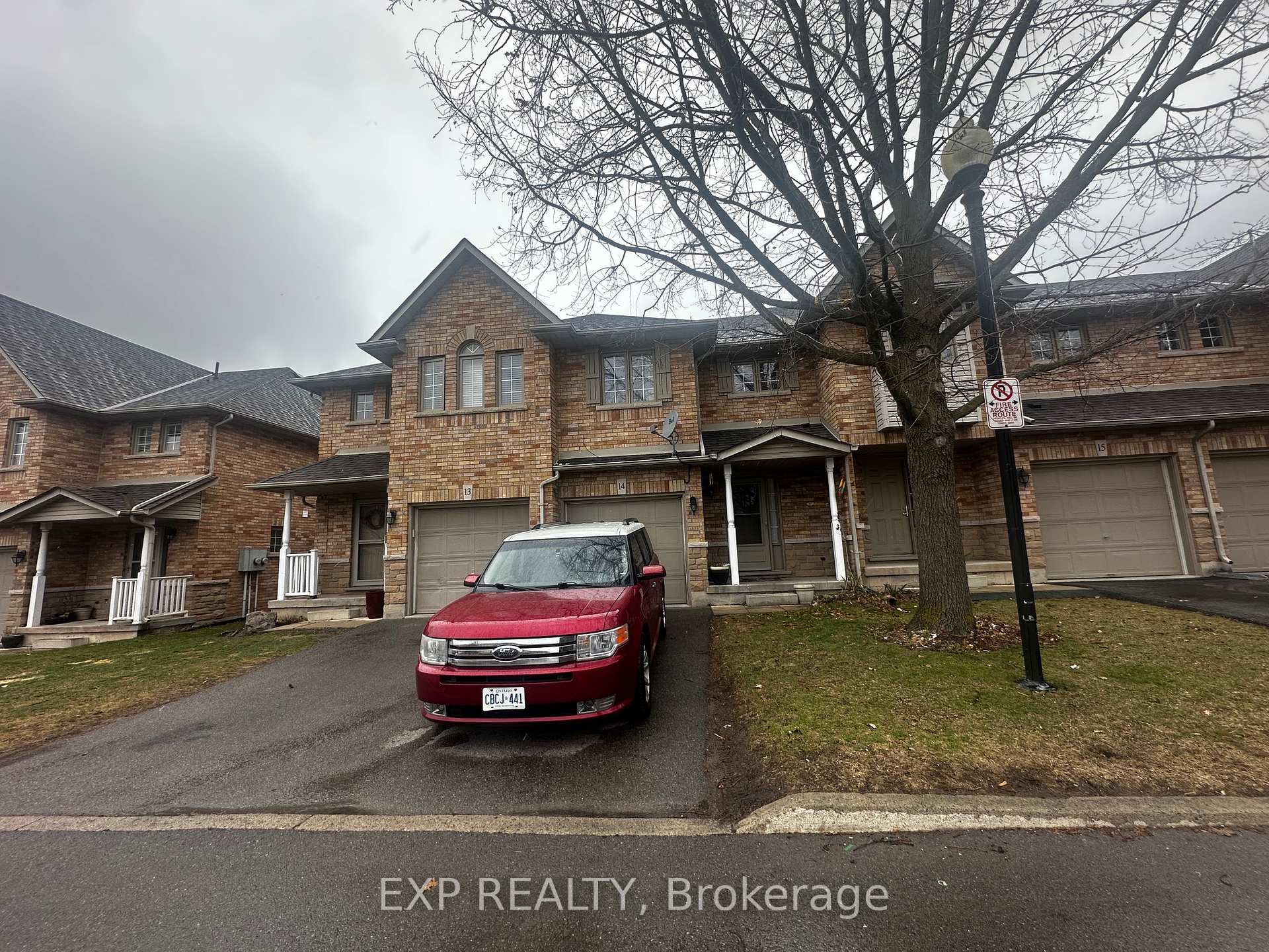 4 Bedrooms Condo at 1283 Blanshard,  Burlington For sale