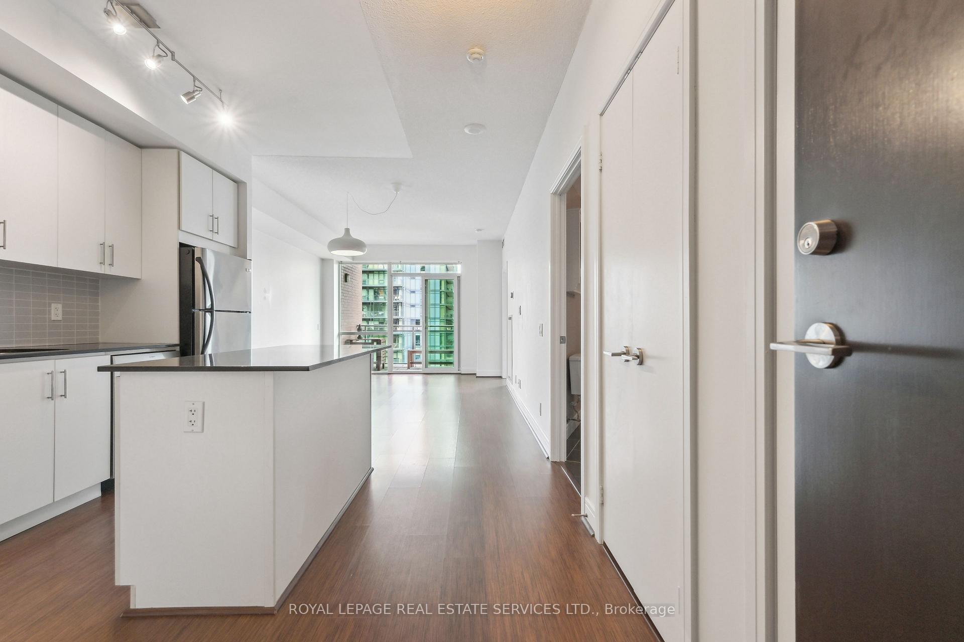 1 Bedroom Condo at 112 George, Toronto For sale