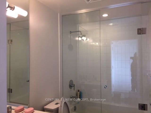 210 Simcoe Street, #1312