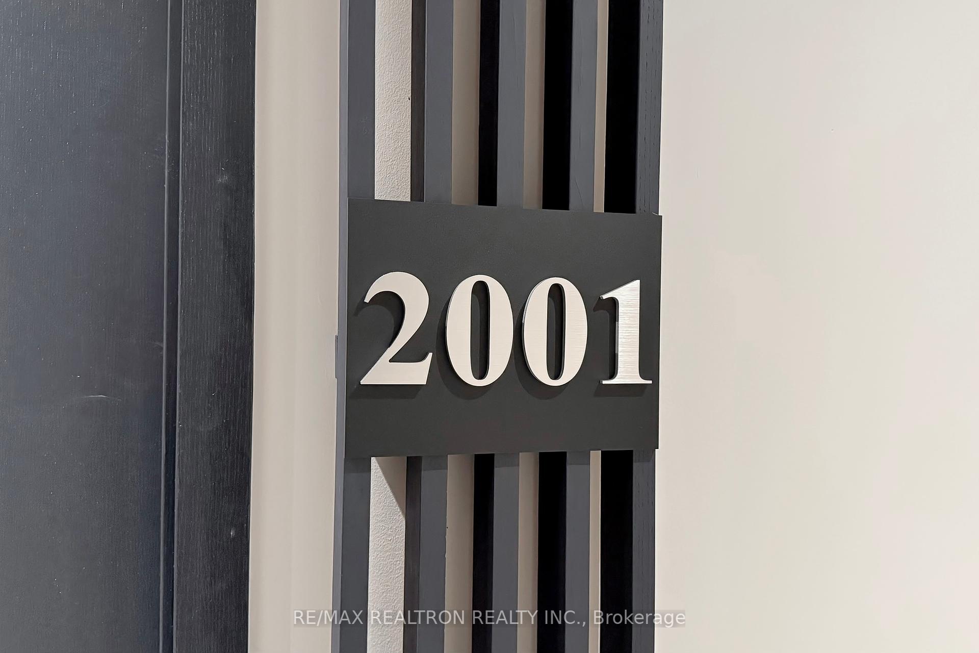 2 Bedrooms Condo at 81 Wellesley, Toronto For sale