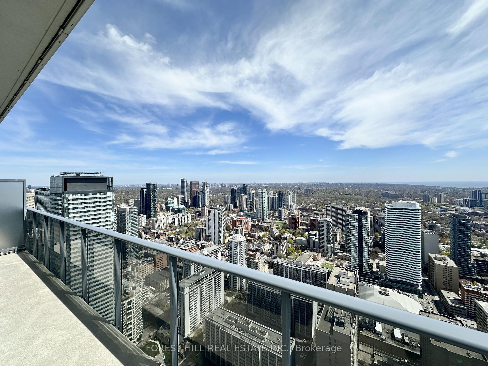 1 Bedroom Condo at 7 Grenville, Toronto For sale