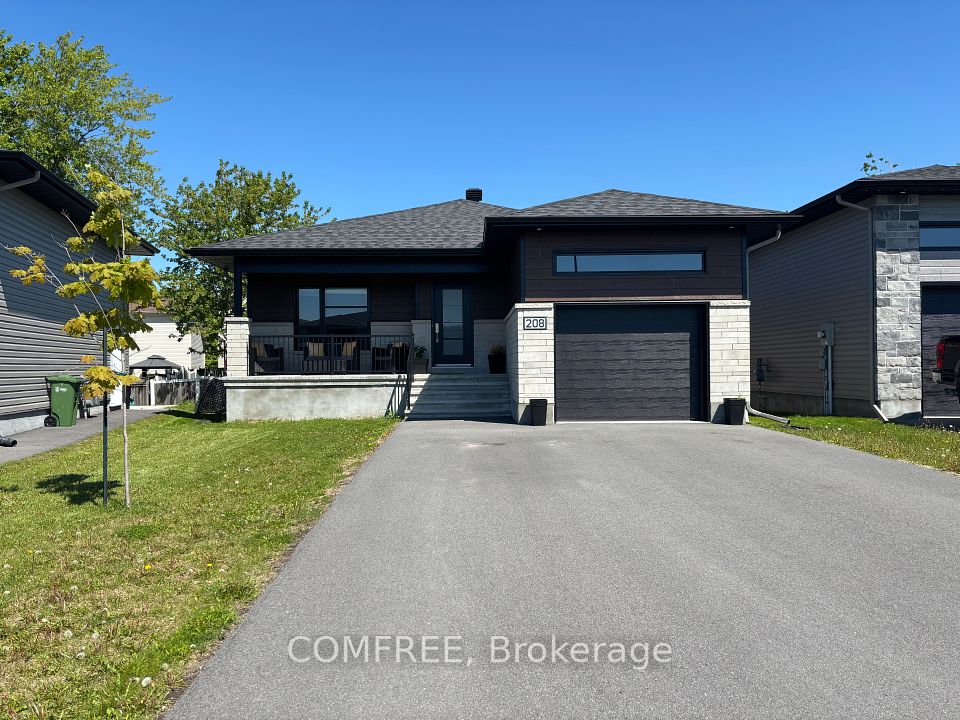 208 Filion Street, Russell, ON K0A 1W0