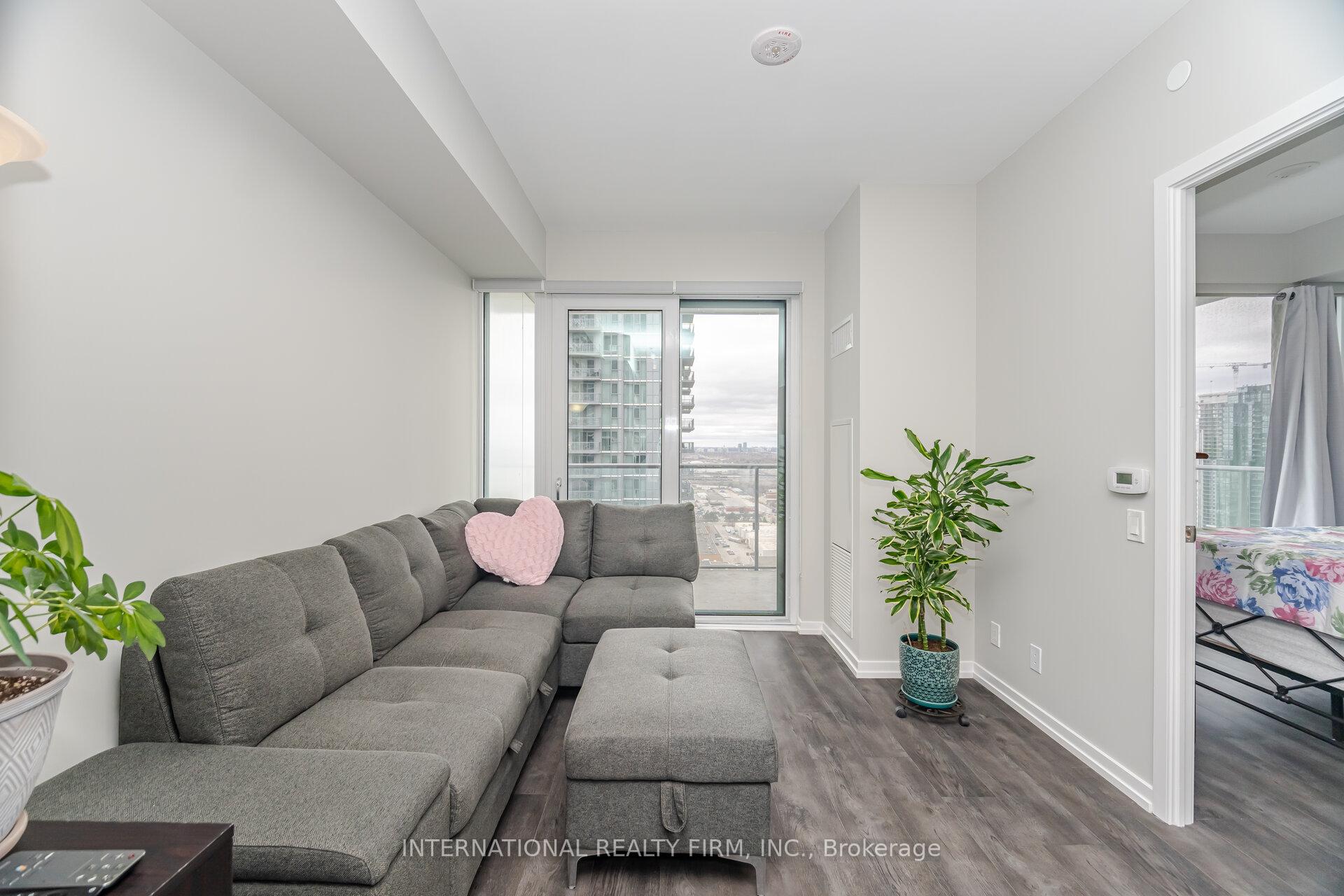 1 Bedroom Condo at 7890 Jane, Vaughan For sale