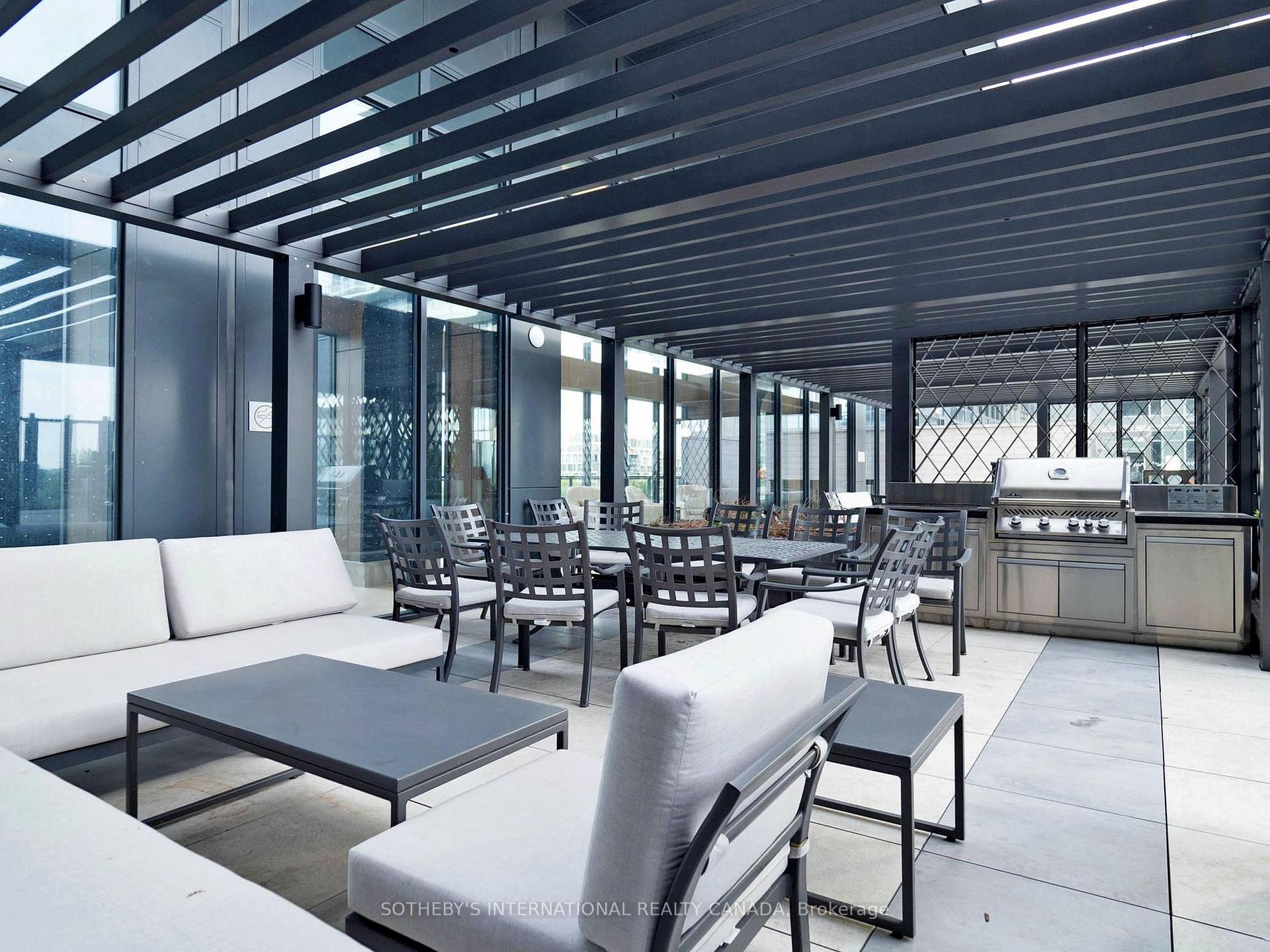 3 Bedrooms Condo at 30 Inn On the Park, Toronto For sale